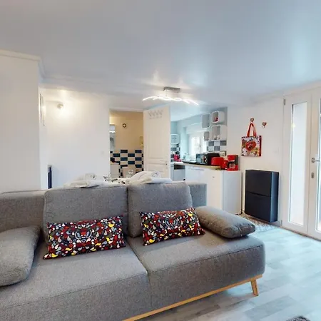 Séjour chez l'habitant Avec Parking Rue De La Semm *
